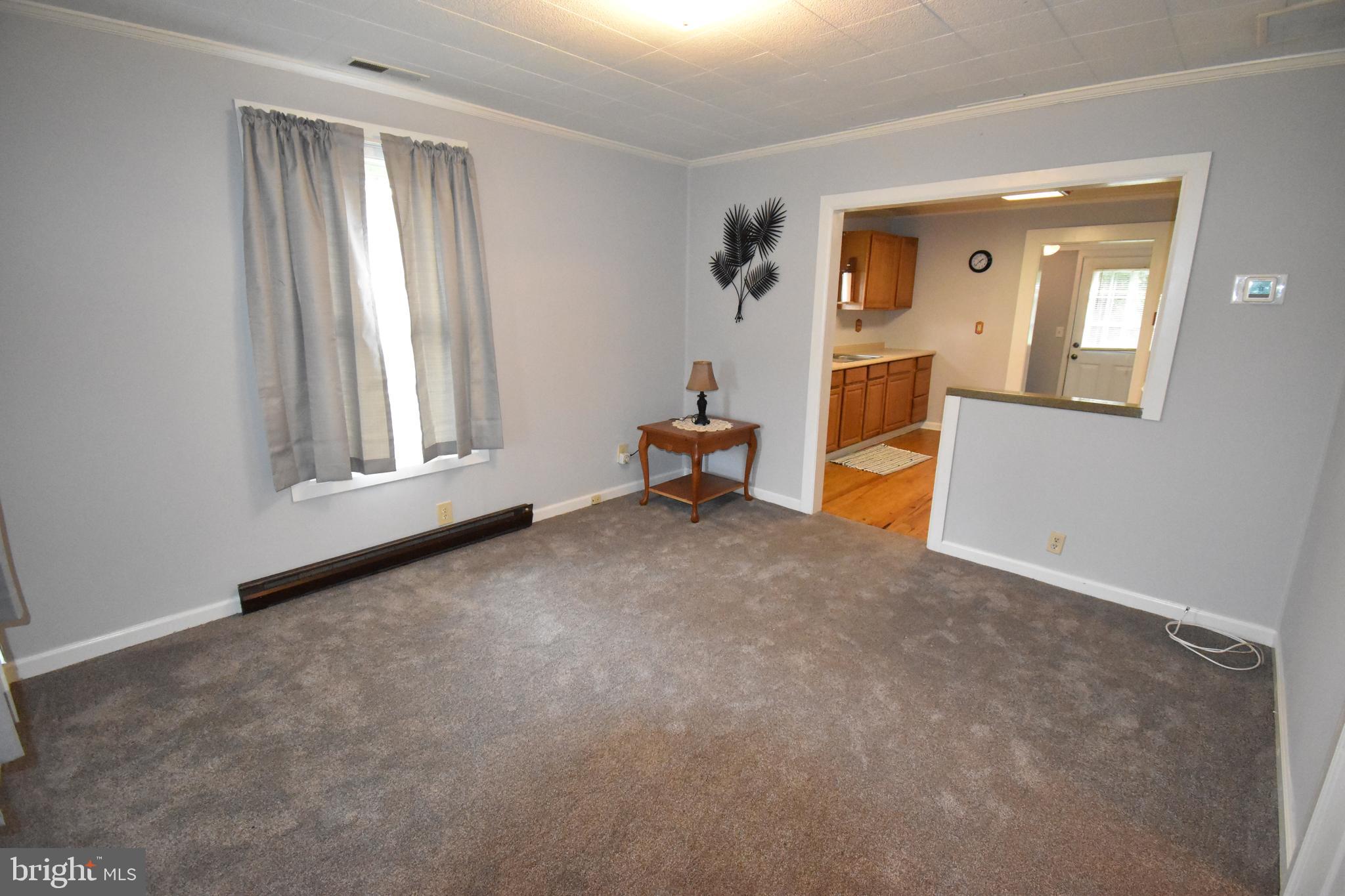 2261 Hudson Road Cambridge, MD 21613 - Photo 2 of 24 Living Room