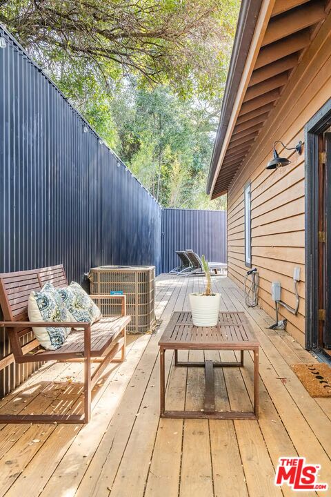 178 Muerdago Road Topanga, CA 90290 - Photo 31 of 73