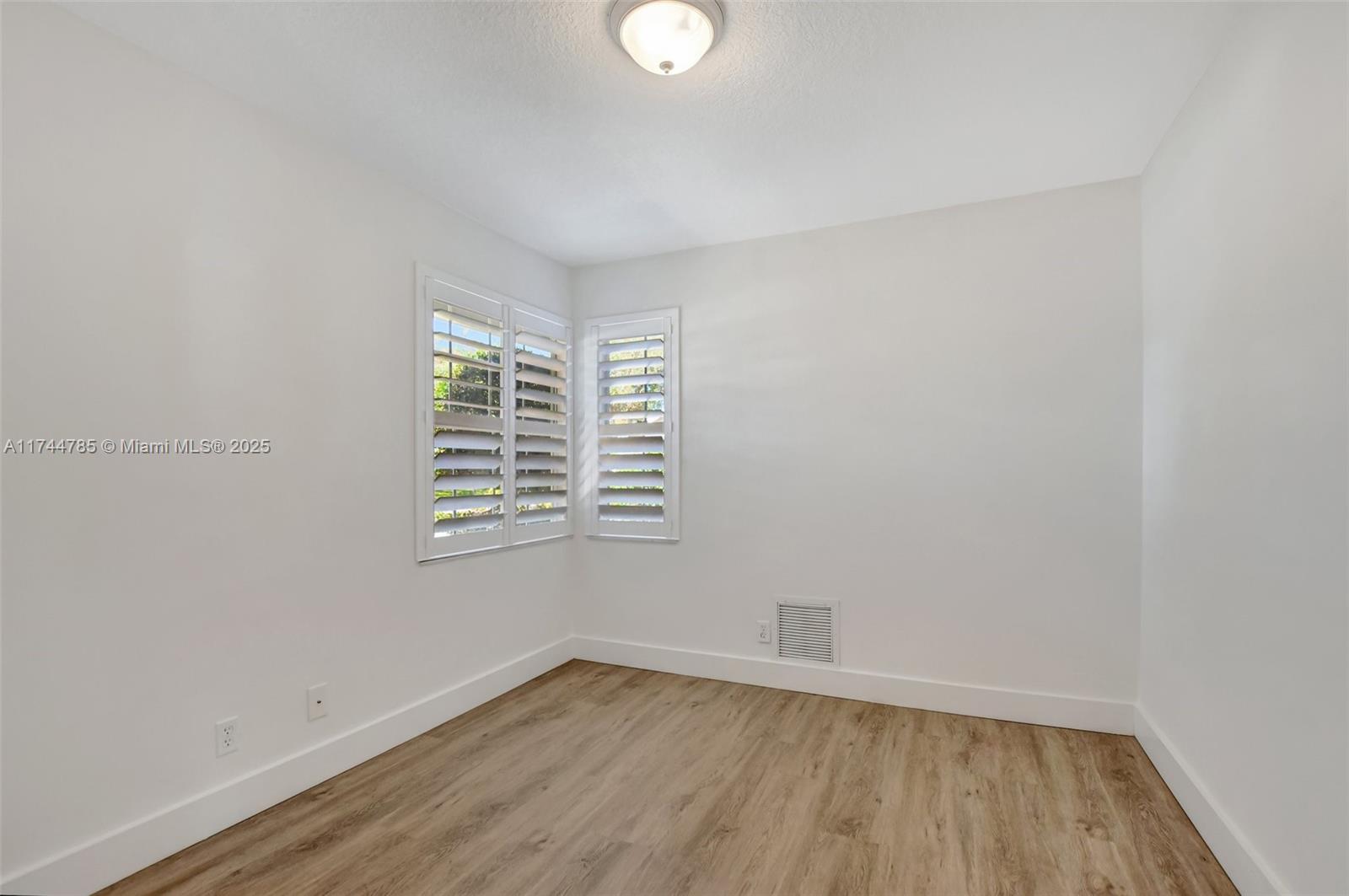 5367 Park Pl Circle Boca Raton, FL 33431 - Photo 18 of 56