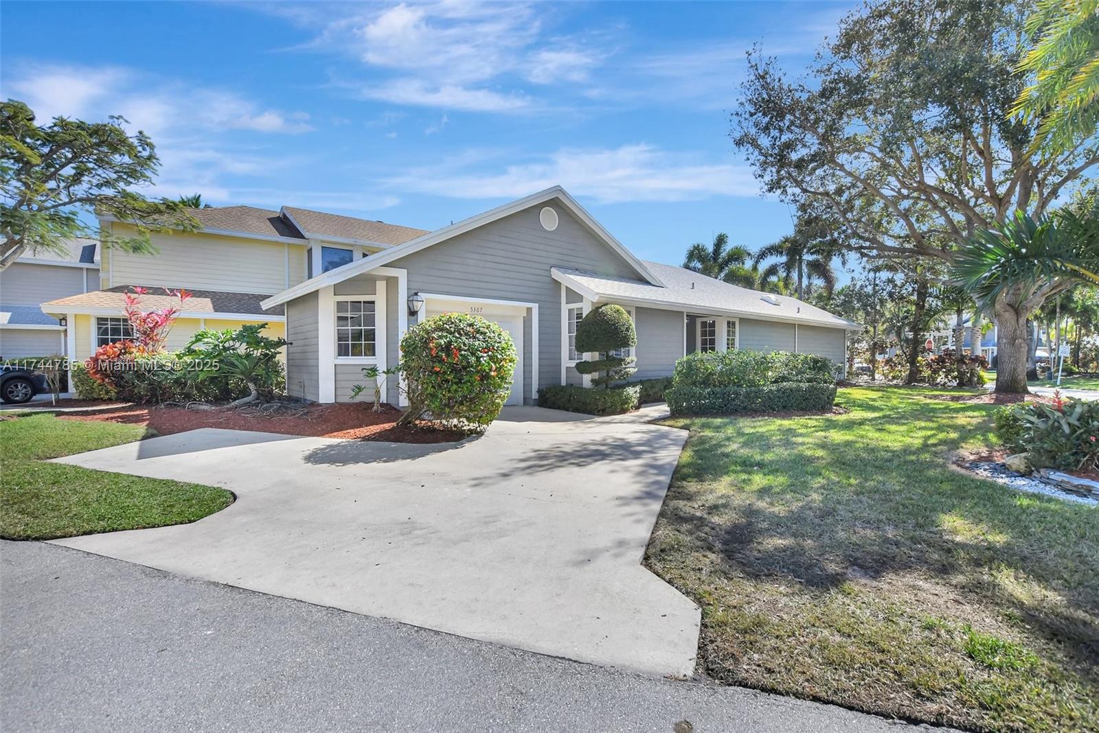 5367 Park Pl Circle Boca Raton, FL 33431 - Photo 31 of 56