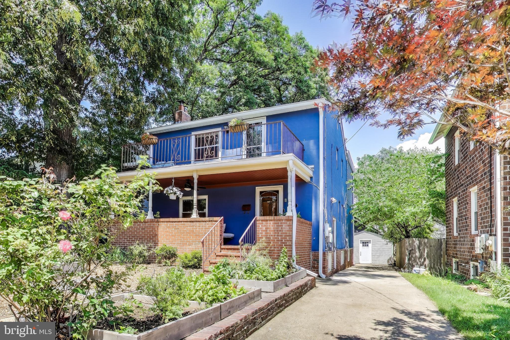 805 Islington Street Silver Spring, MD 20910 - Photo 3 of 50 front view of a house with a small yard