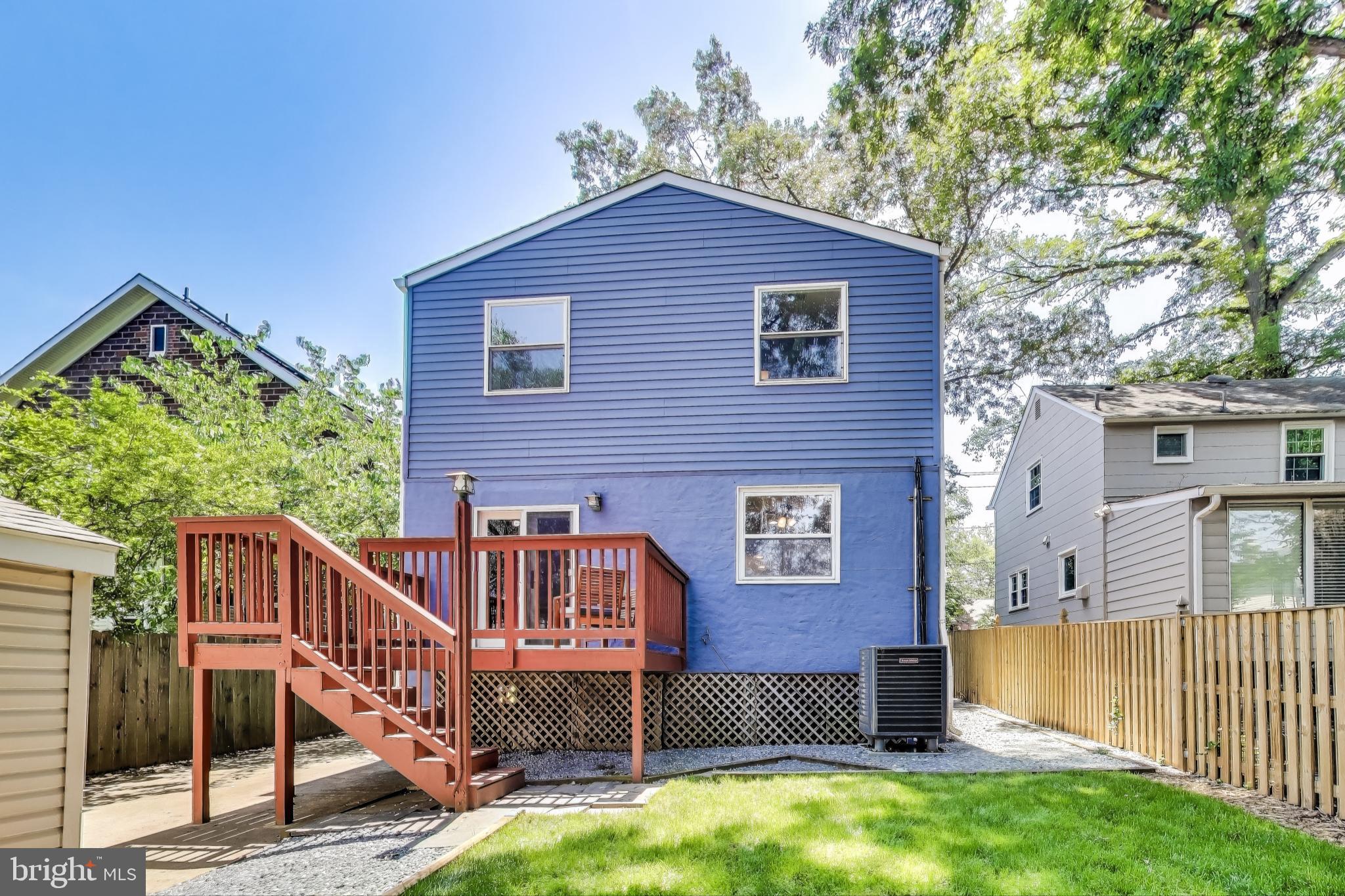 805 Islington Street Silver Spring, MD 20910 - Photo 44 of 50 a front view of a house with garden