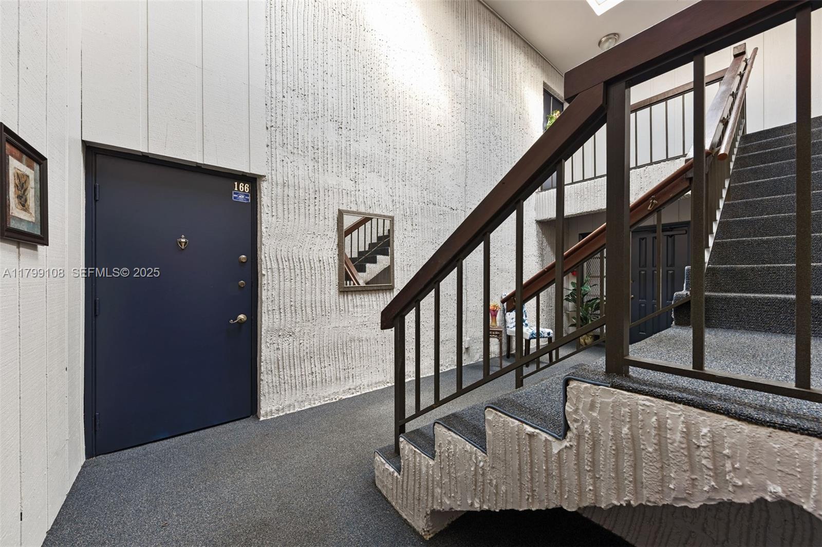 6668 Burning Wood Drive, Unit 166 Boca Raton, FL 33433 - Photo 4 of 27 a view of entryway