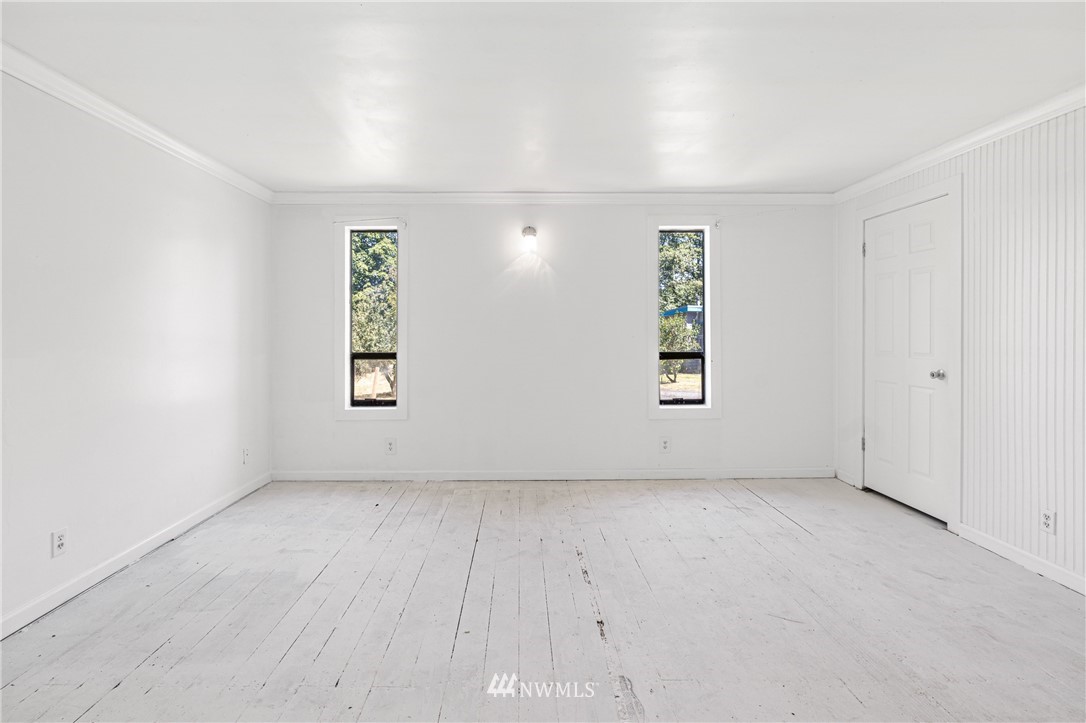 929 Blackburn Road Camano Island, WA 98282 - Photo 30 of 39 an empty room with windows