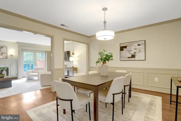 $1,050,000 | 2325 South Queen Street, Arlington, VA 22202