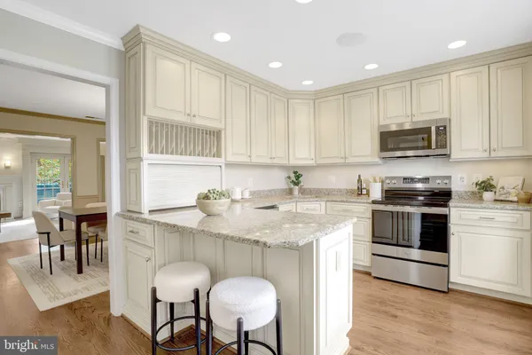 $1,050,000 | 2325 South Queen Street, Arlington, VA 22202