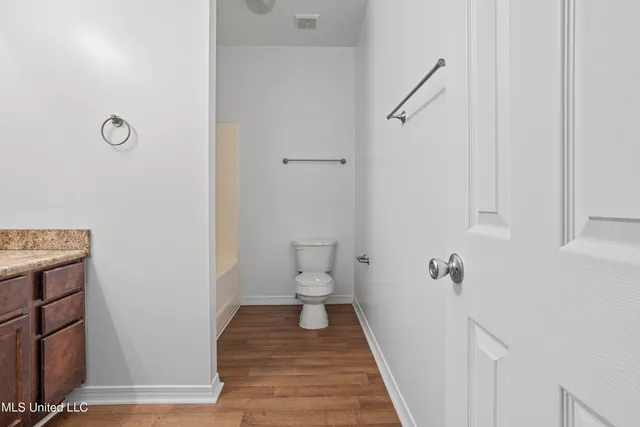 $230,000 | 310 Holcomb Boulevard, Unit 318, Ocean Springs, MS 39564