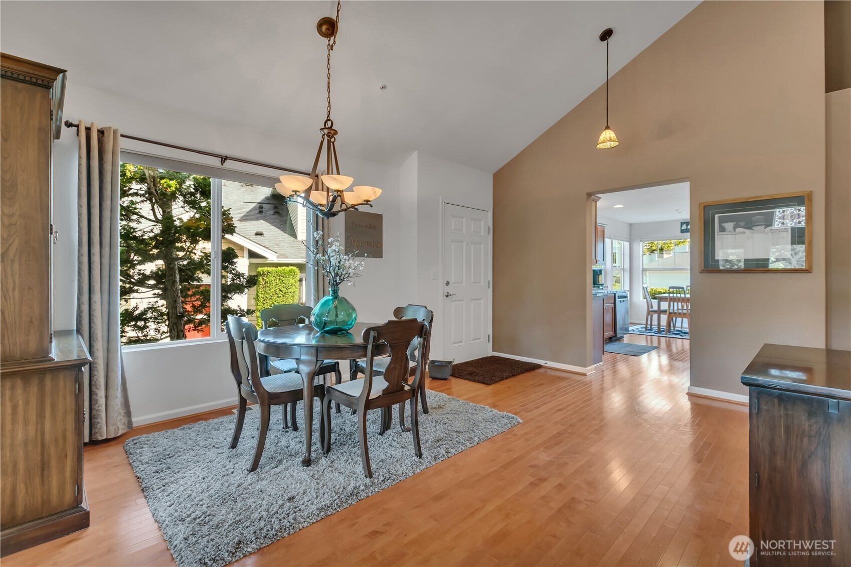 902 72nd Street Southeast Auburn, WA 98092 - Photo 5 of 32