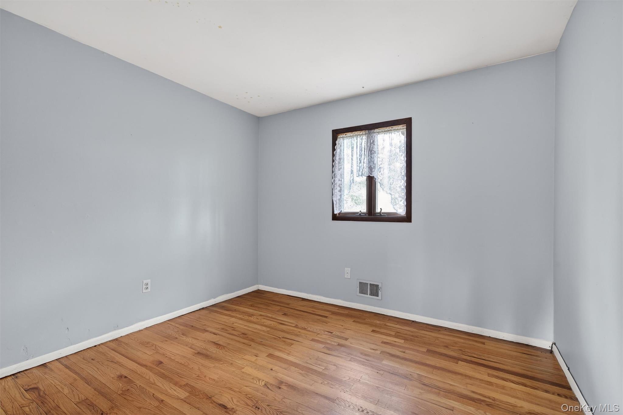 11 Kent Road Airmont, NY 10952 - Photo 22 of 49 Gallery Image 22