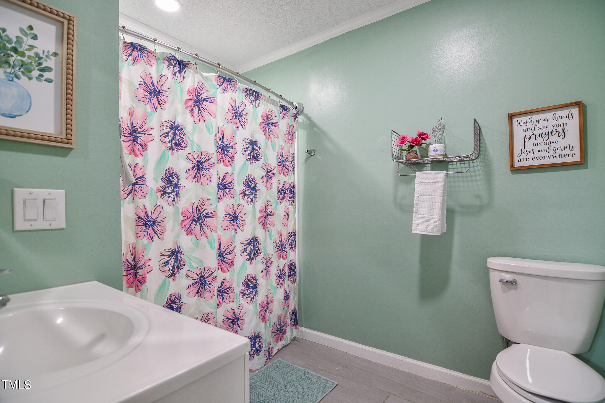 3349 Packing Plant Road Smithfield, NC 27577 - Photo 16 of 35 Full downstairs bathroom