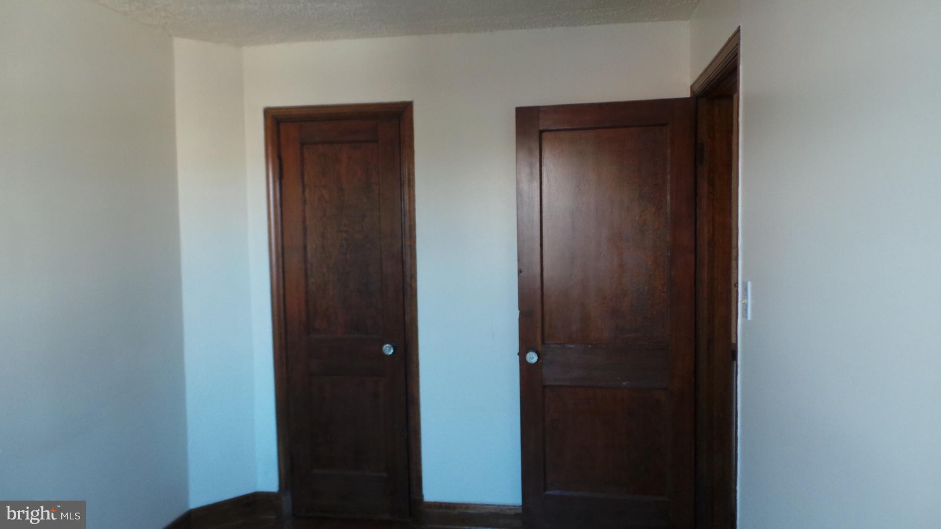 2823 Round Road Baltimore, MD 21225 - Photo 13 of 18 Interior (General)