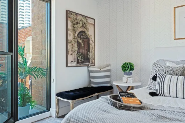 $829,900 | 500 West Harbor Drive, Unit 624, San Diego, CA 92101