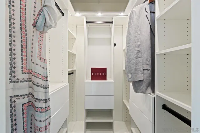 $829,900 | 500 West Harbor Drive, Unit 624, San Diego, CA 92101