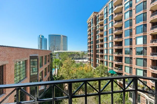 $829,900 | 500 West Harbor Drive, Unit 624, San Diego, CA 92101