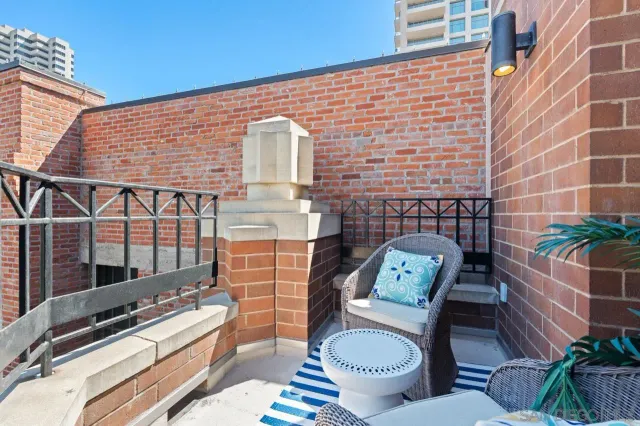 $829,900 | 500 West Harbor Drive, Unit 624, San Diego, CA 92101