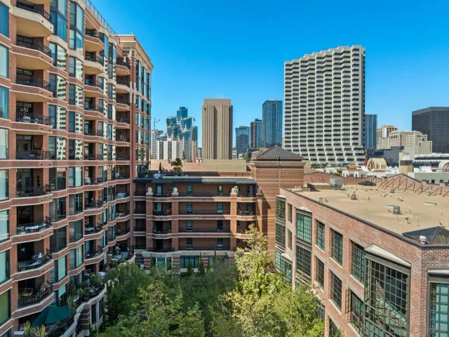 $829,900 | 500 West Harbor Drive, Unit 624, San Diego, CA 92101