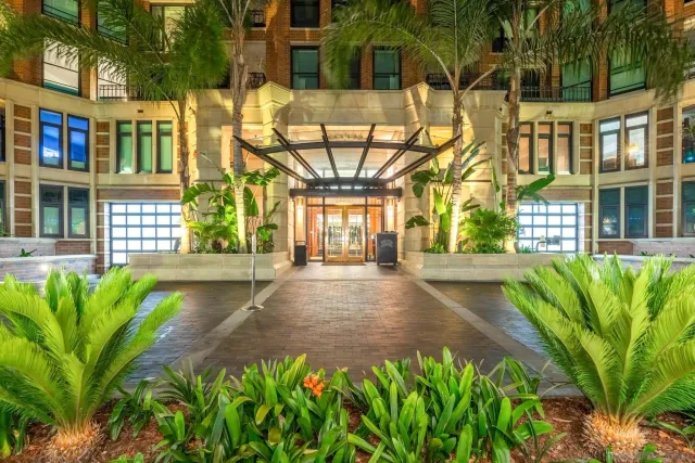 $829,900 | 500 West Harbor Drive, Unit 624, San Diego, CA 92101