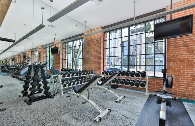 $829,900 | 500 West Harbor Drive, Unit 624, San Diego, CA 92101