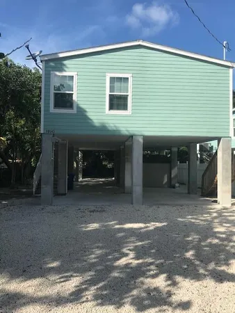 $775,000 | 19543 Navajo Street, Sugarloaf, FL 33042