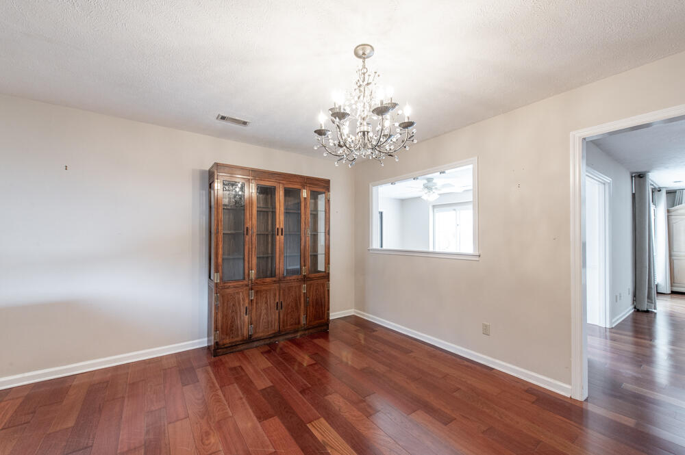 5 Prestwick Court Aiken, SC 29803 - Photo 12 of 31 Dining Room!