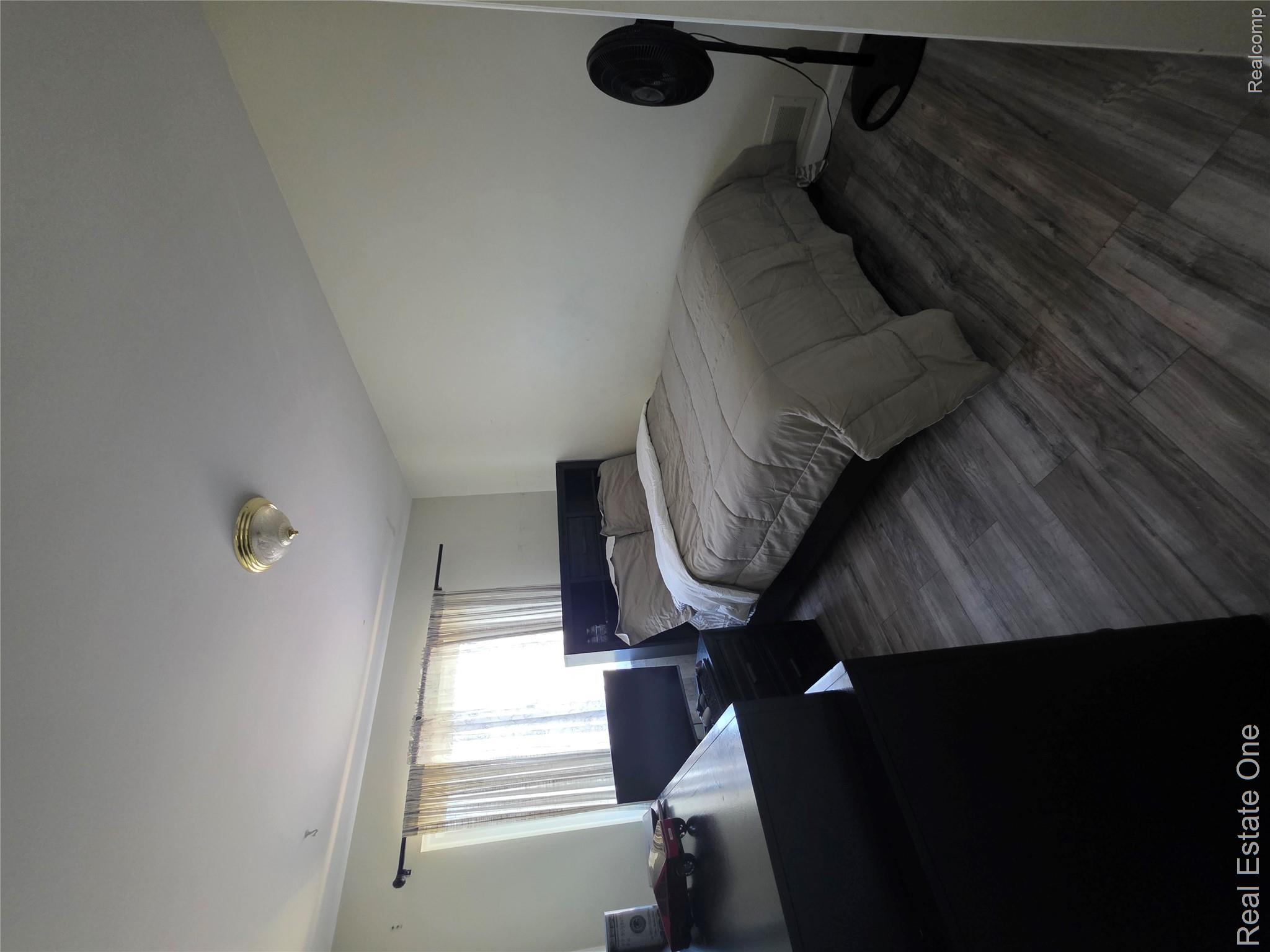 2898 Roundtree Drive Troy, MI 48083 - Photo 37 of 63