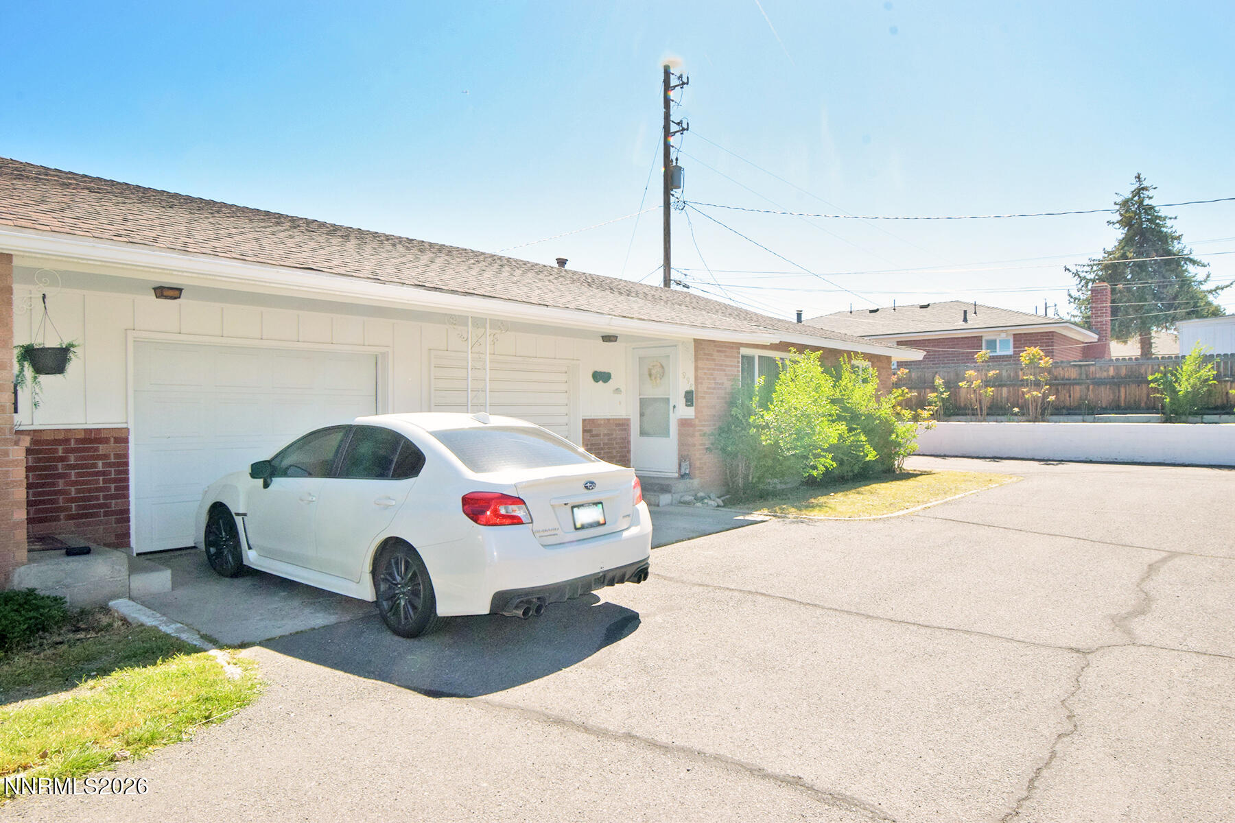 998 Roberts Street Reno, NV 89502 - Photo 3 of 24 aDSC_0576