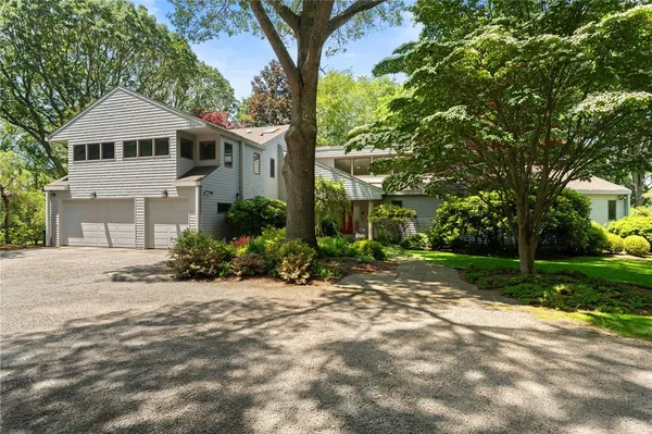 $3,650,000 | 125 Woodruff Avenue, Narragansett, RI 02882