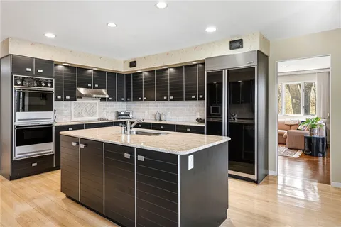 $3,250,000 | 125 Woodruff Avenue, Narragansett, RI 02882