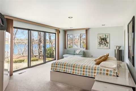 $3,250,000 | 125 Woodruff Avenue, Narragansett, RI 02882