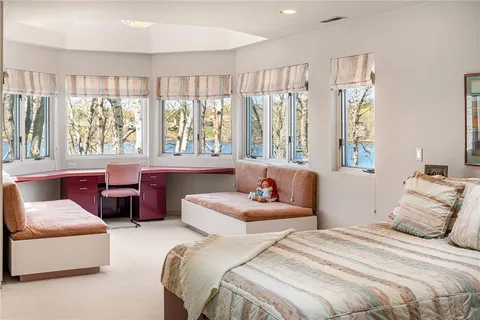 $3,250,000 | 125 Woodruff Avenue, Narragansett, RI 02882
