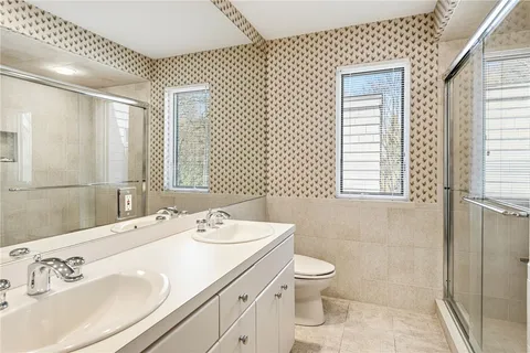 $3,250,000 | 125 Woodruff Avenue, Narragansett, RI 02882