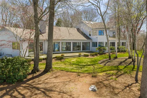 $3,250,000 | 125 Woodruff Avenue, Narragansett, RI 02882