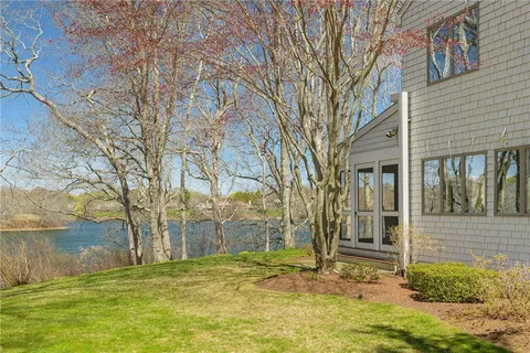 $3,250,000 | 125 Woodruff Avenue, Narragansett, RI 02882