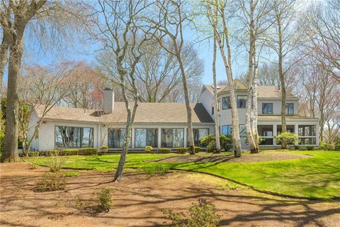 $3,250,000 | 125 Woodruff Avenue, Narragansett, RI 02882