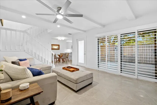 $3,000 | 709 7th Lane, Palm Beach Gardens, FL 33418