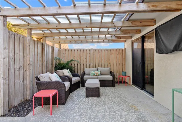 $3,000 | 709 7th Lane, Palm Beach Gardens, FL 33418