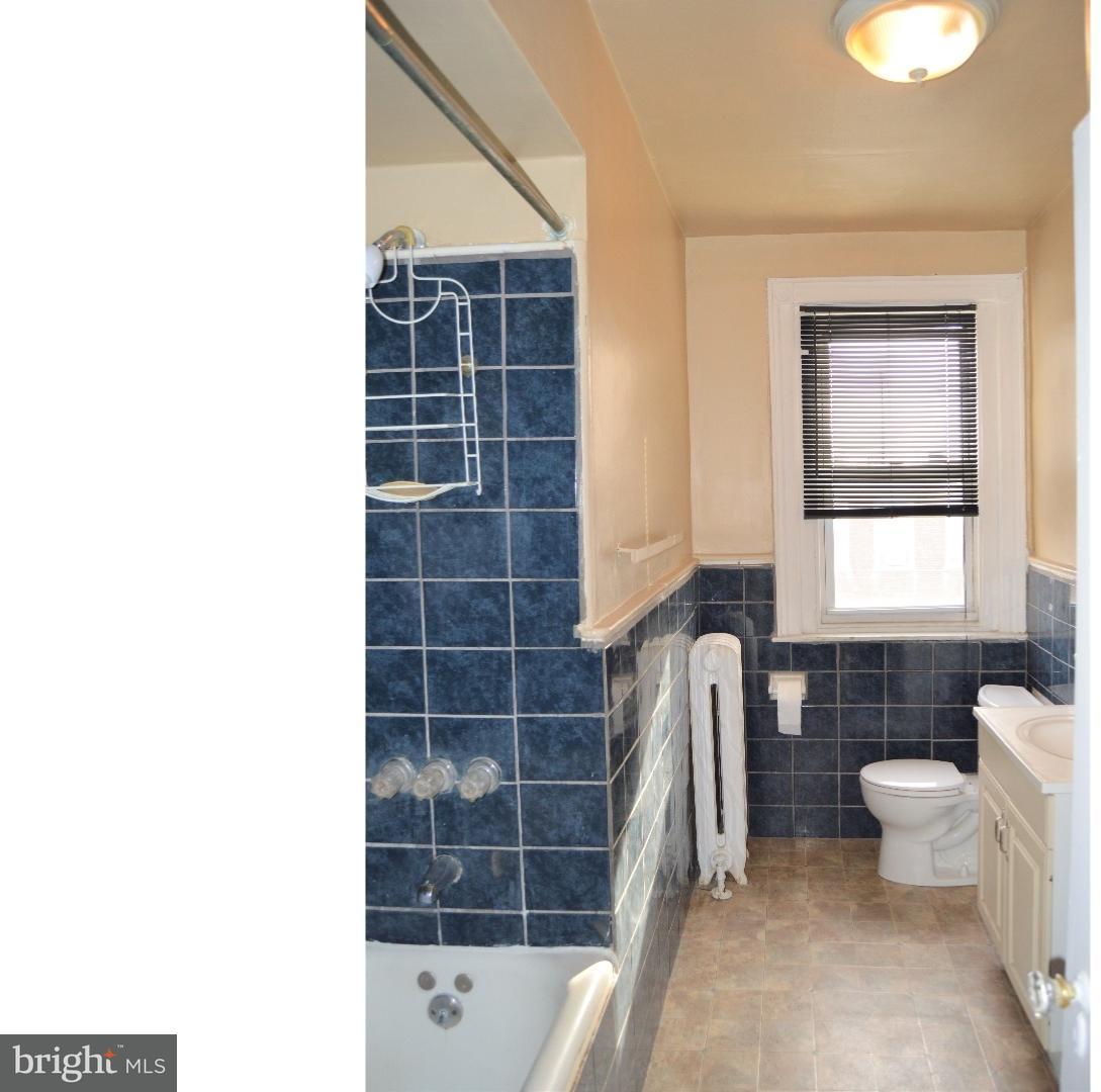 5044 North Sydenham Street Philadelphia, PA 19141 - Photo 13 of 25 Unit #1