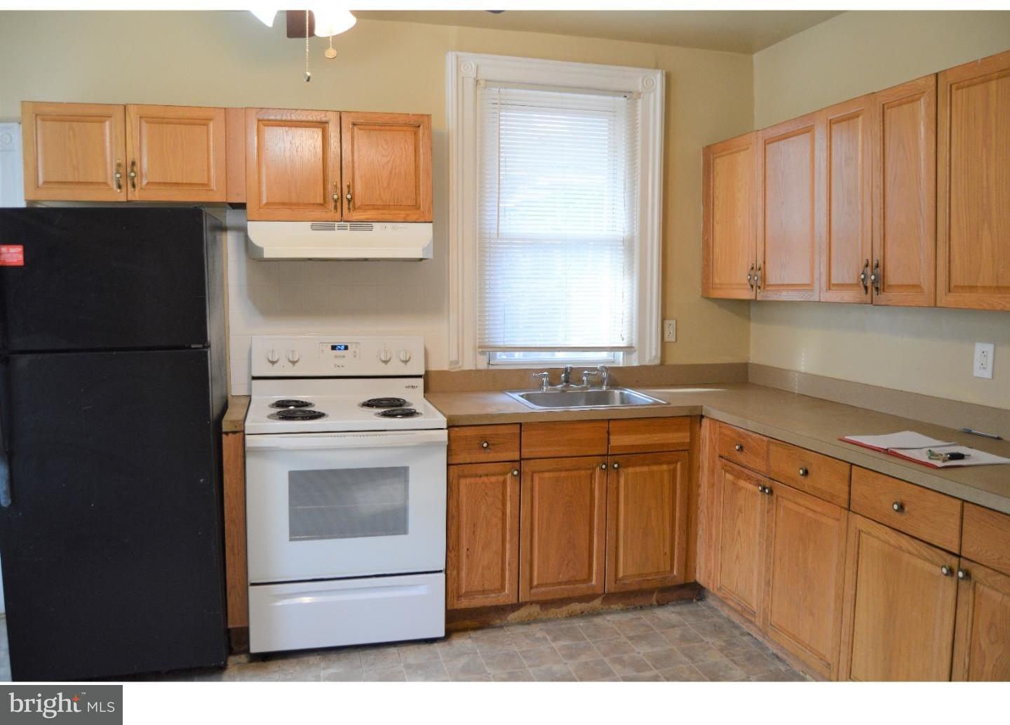 5044 North Sydenham Street Philadelphia, PA 19141 - Photo 5 of 25 Unit #1