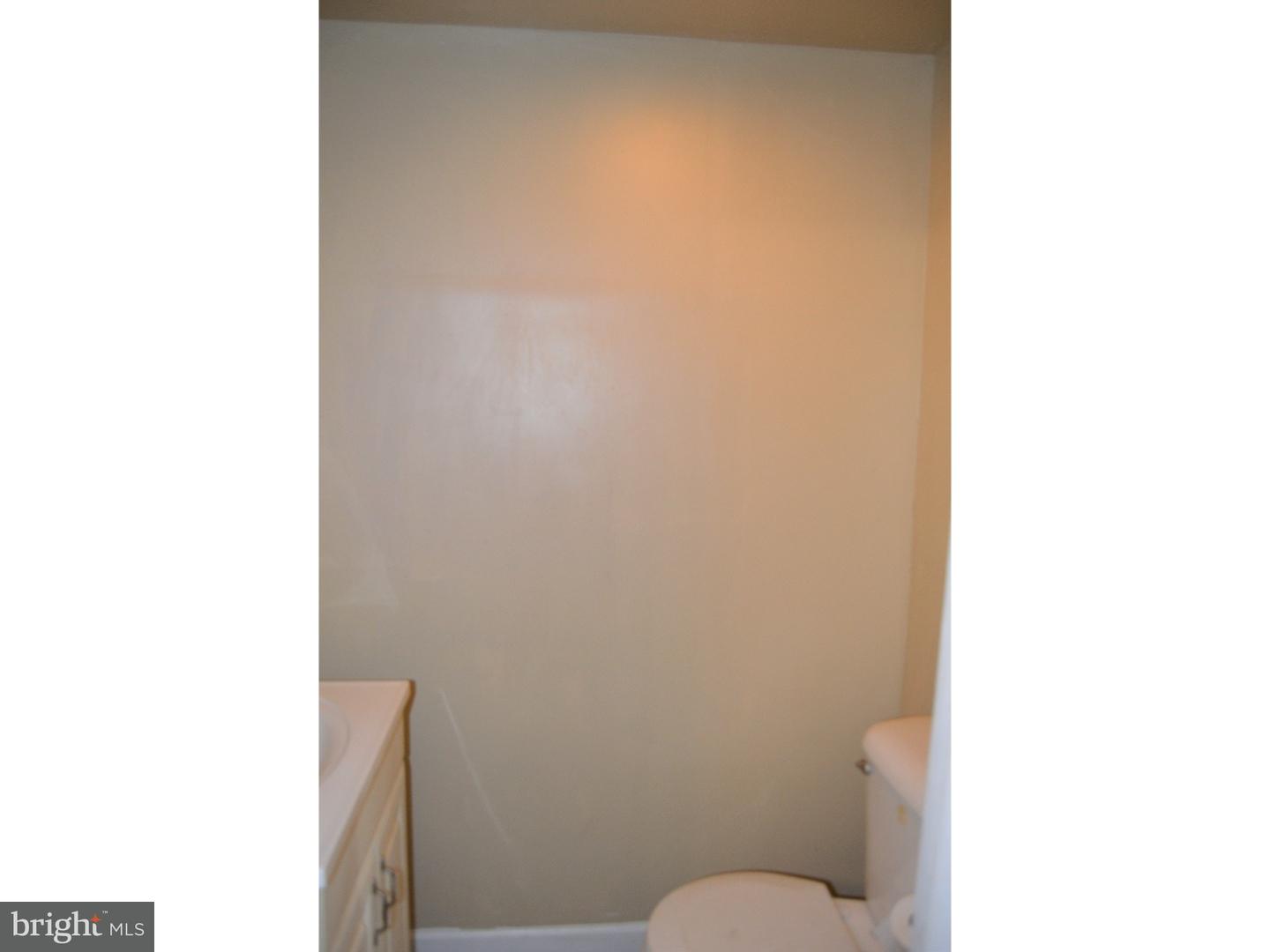 5044 North Sydenham Street Philadelphia, PA 19141 - Photo 7 of 25 Unit #1