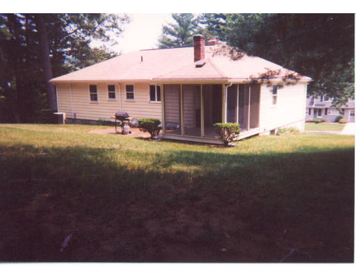 37 Colonial Road Medfield, MA 02052 - Photo 11 of 16 Gallery Image 11