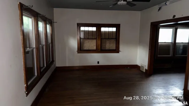 $89,900 | 2506 20th Avenue, Rock Island, IL 61201