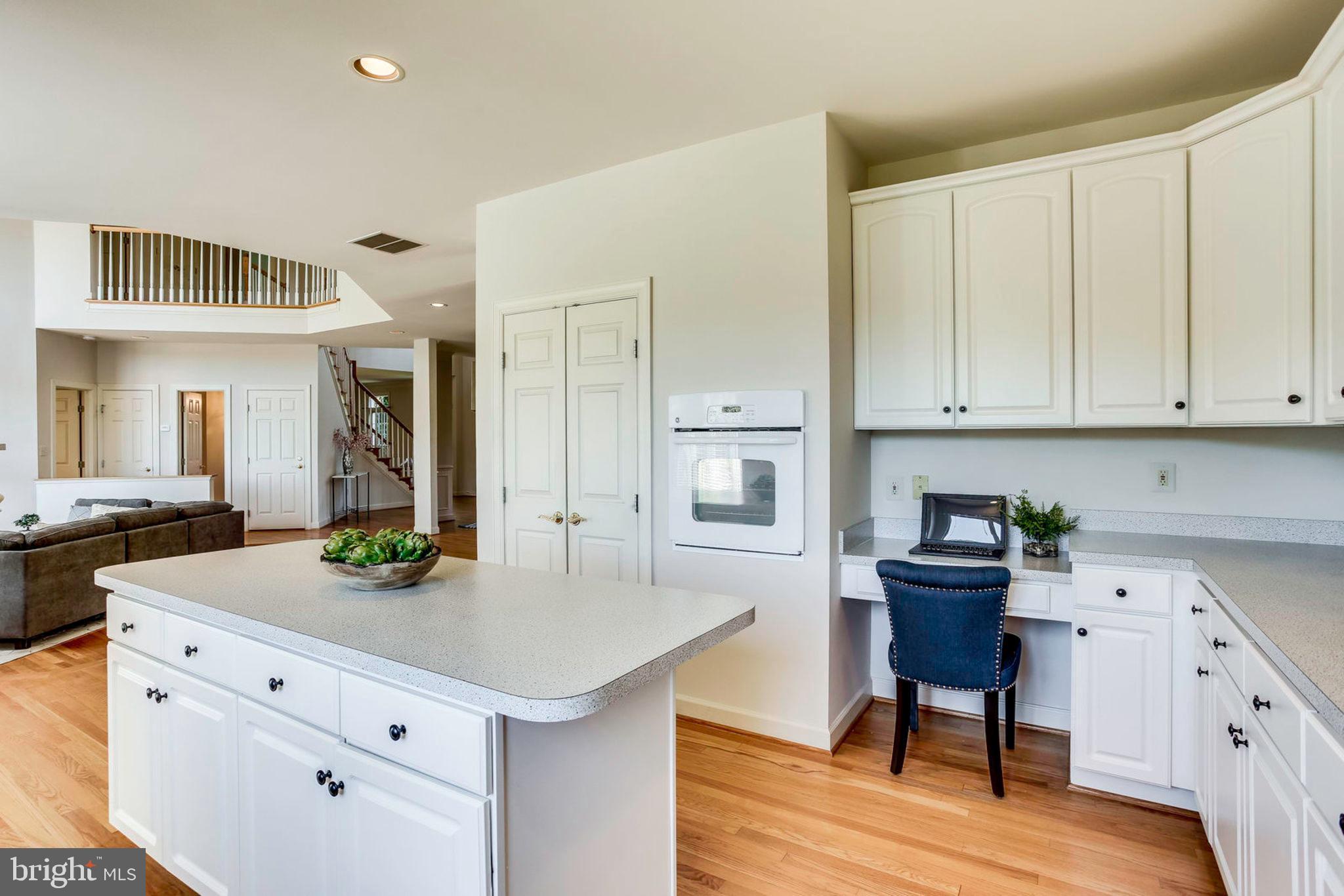 11121 Tommye Lane Reston, VA 20194 - Photo 14 of 36 Gallery Image 14