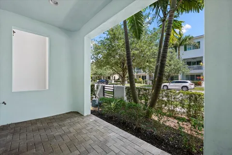 $905,000 | 5210 Beckman Terrace, Palm Beach Gardens, FL 33418