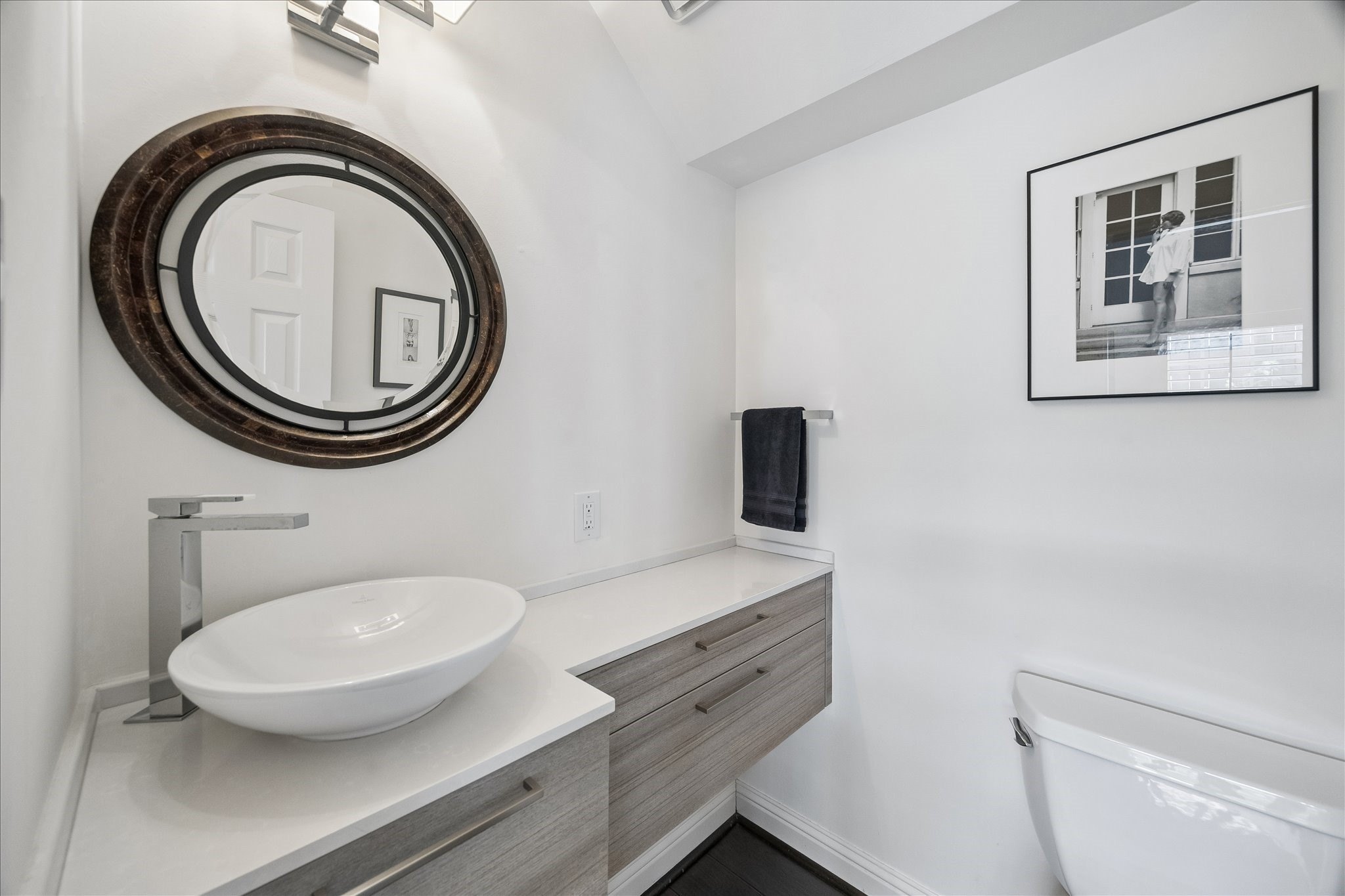 3812 West Alabama Street, Unit D Houston, TX 77027 - Photo 3 of 5