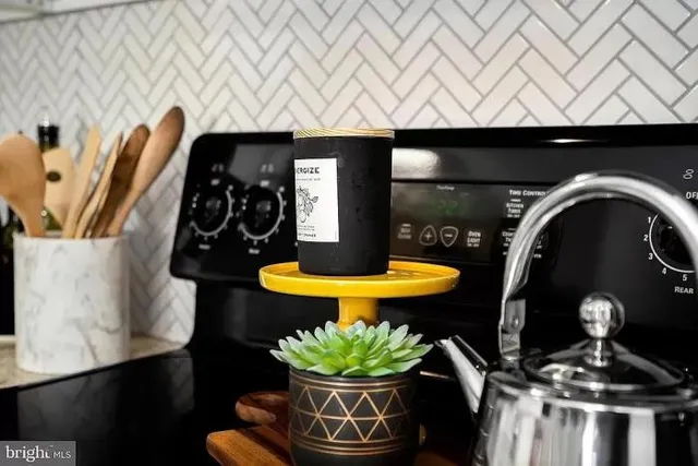 $550,000 | 44080 Ferncliff Terrace, Ashburn, VA 20147