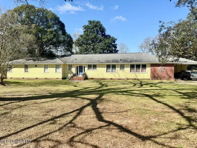 $385,000 | 315 North Jackson Street, Poplarville, MS 39470