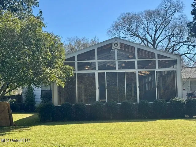 $385,000 | 315 North Jackson Street, Poplarville, MS 39470