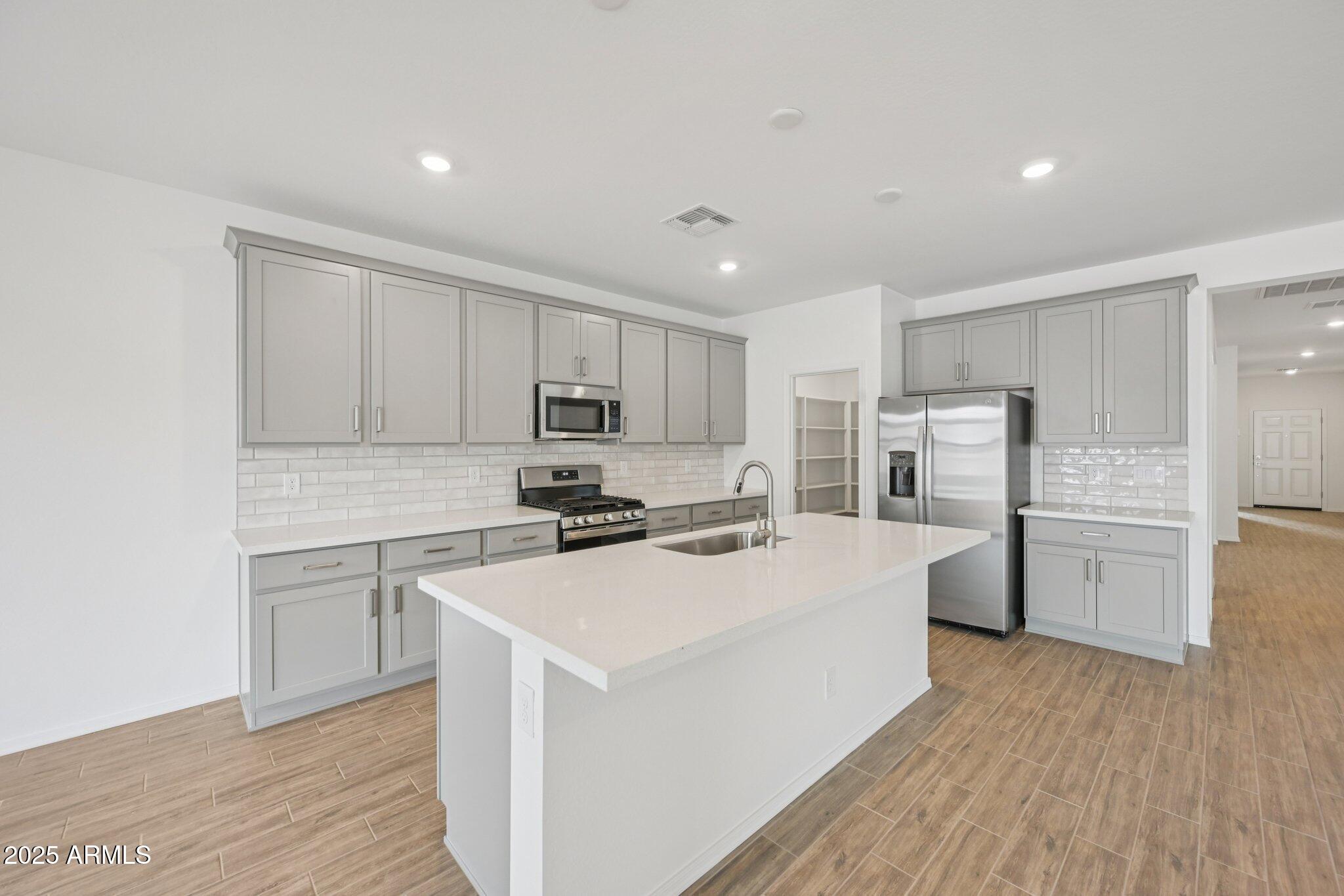 47196 West Cansados Road Maricopa, AZ 85139 - Photo 6 of 49 6-web-or-mls-W Cansados Rd-S1110-006