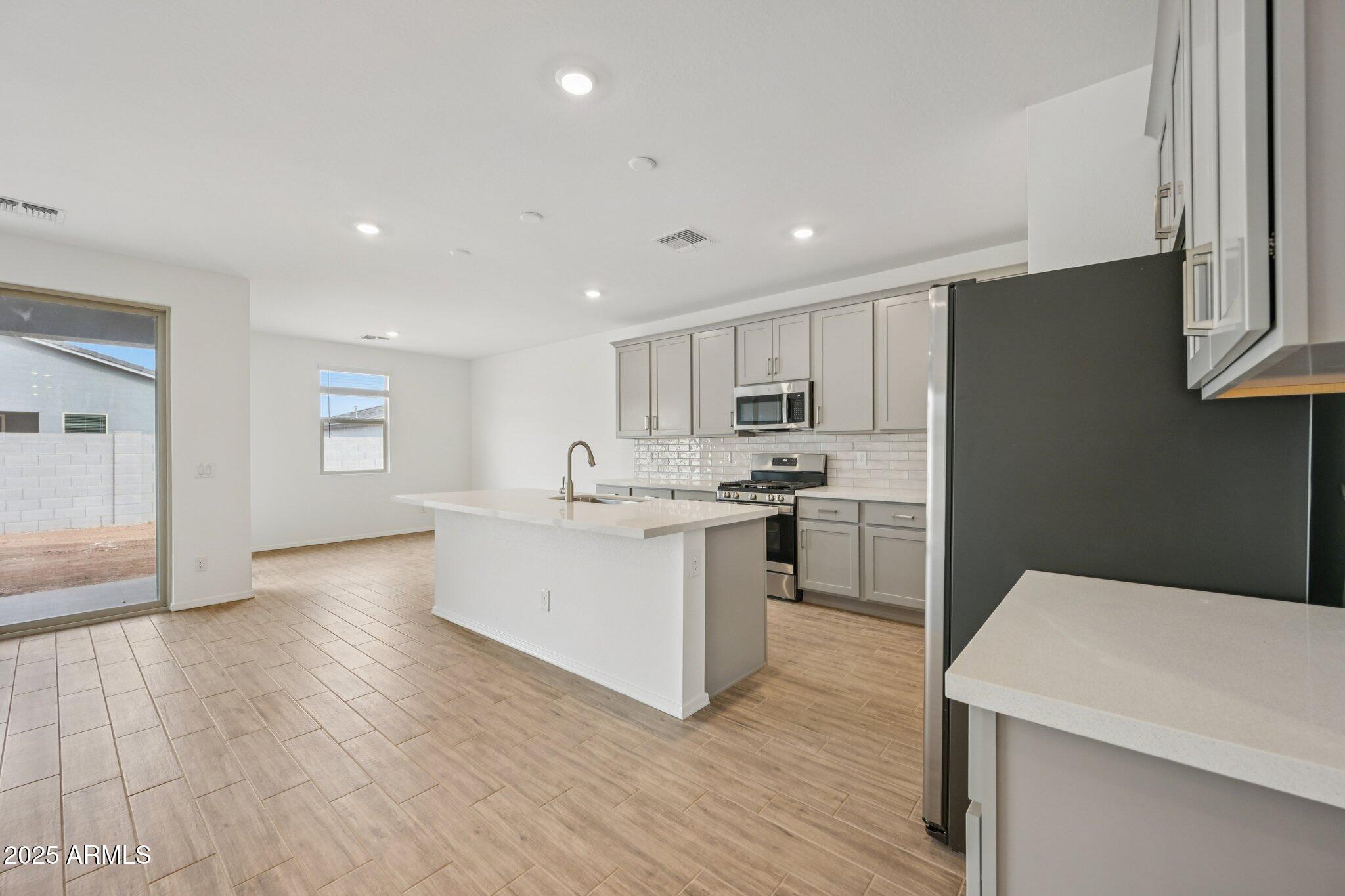 47196 West Cansados Road Maricopa, AZ 85139 - Photo 7 of 49 7-web-or-mls-W Cansados Rd-S1110-007