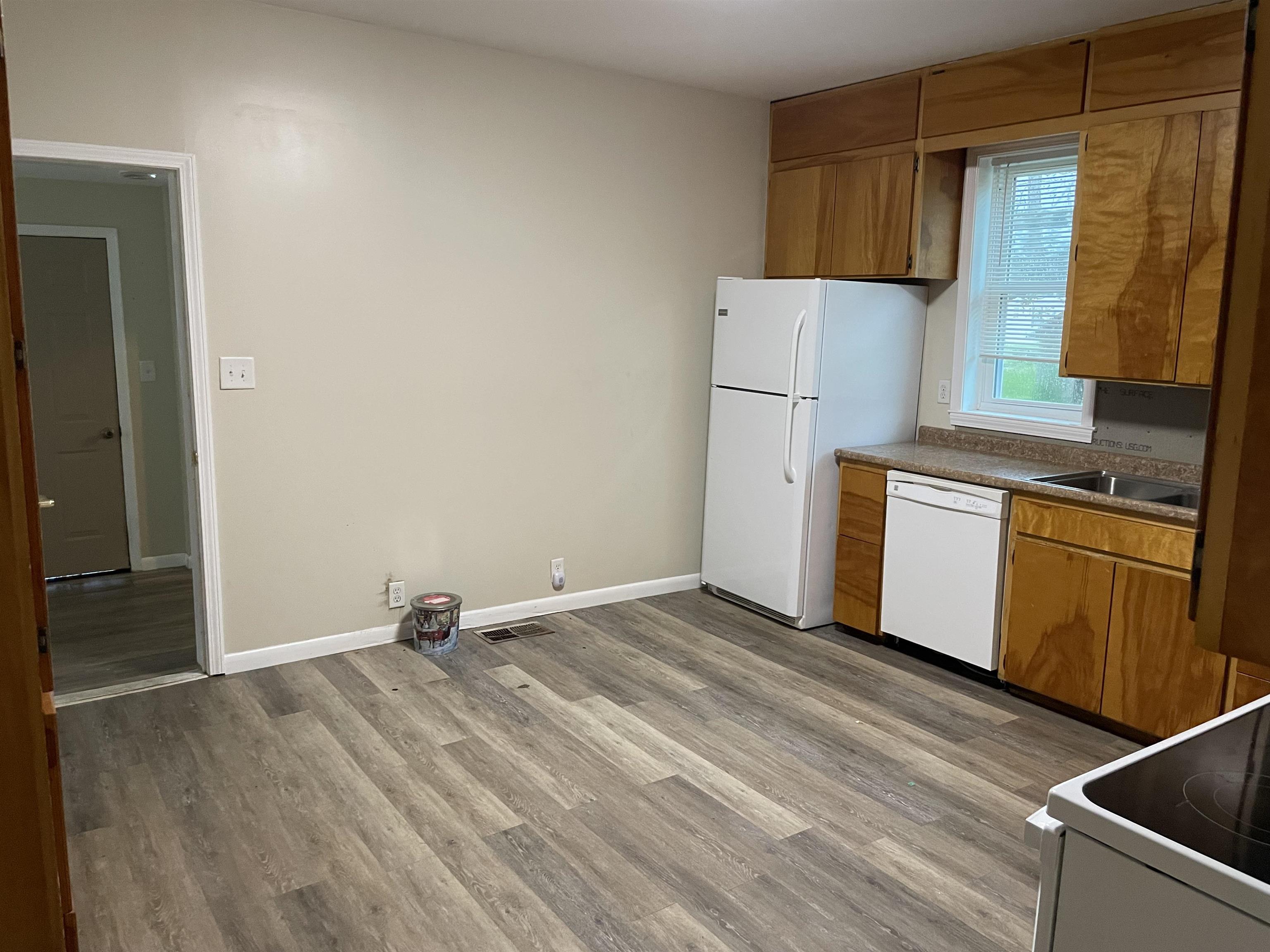 27518 Krehling Road Elberta, AL 36530 - Photo 5 of 7 Kitchen